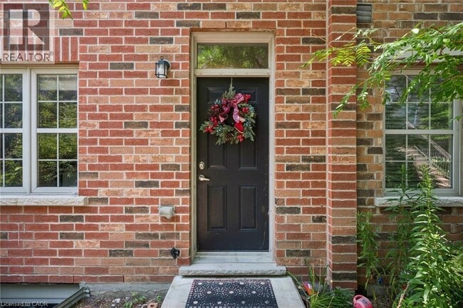 Photo - 6 Beatrice Ln