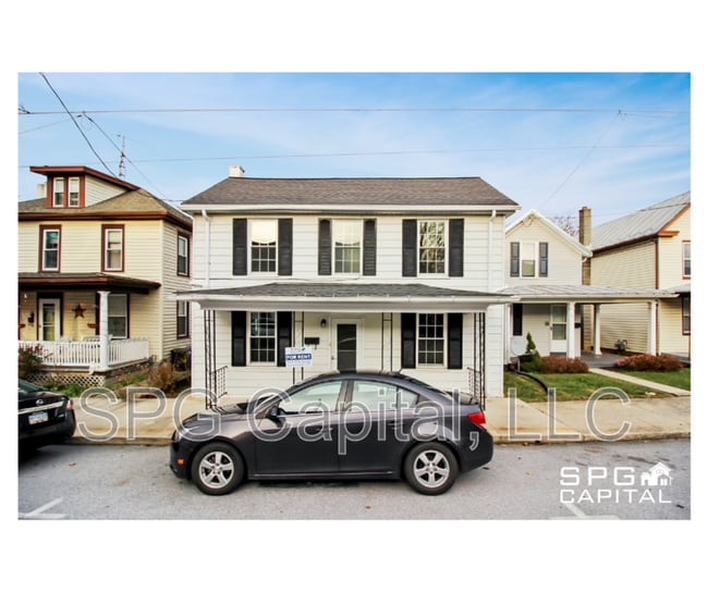 Building Photo - 21 S Washington St