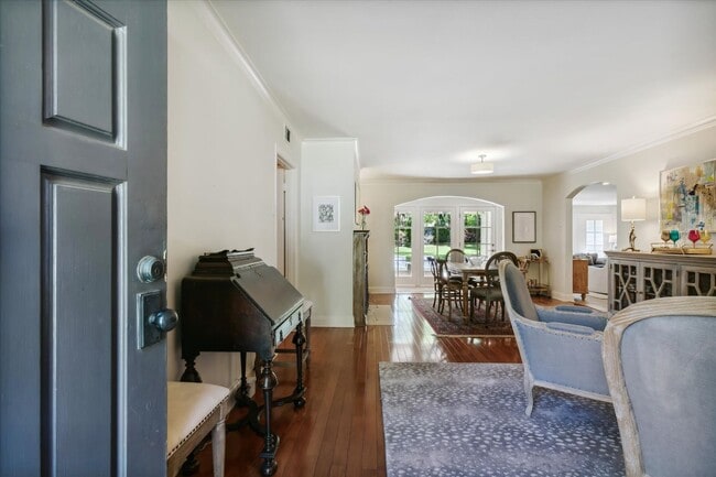 Photo - 5 bedroom 3 bathroom with over 3,500 square feet in East Memphis near Walnut Grove and Perkins