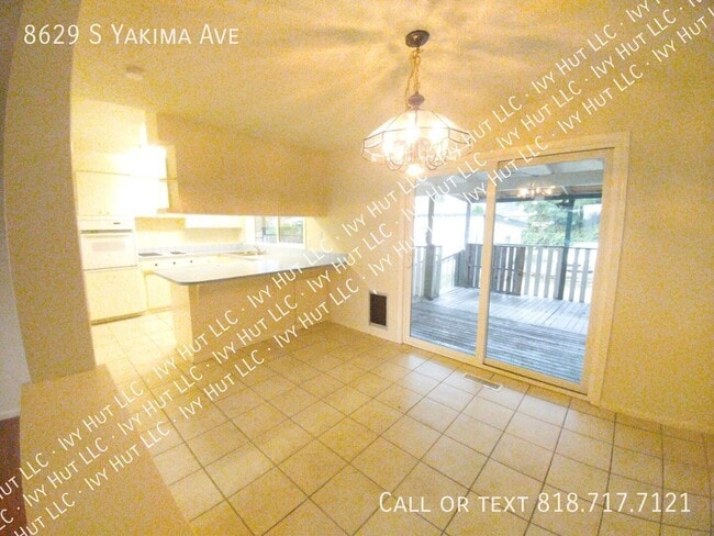 8629 S Yakima Ave