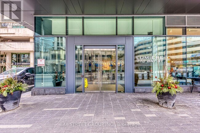 Photo - 770 Bay St. Unit Ph608