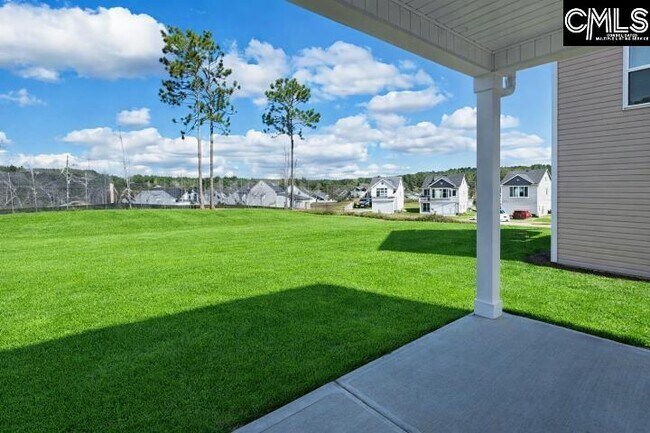 Photo - 292 Balbriggan Pl