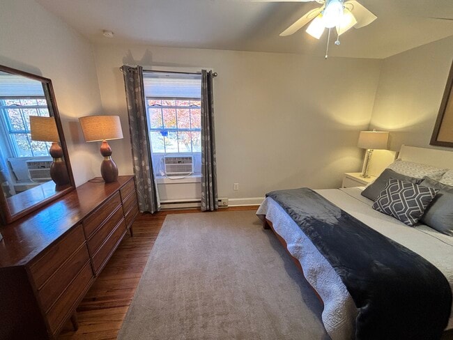 Photo - 375 Weaverville Rd Unidad 5