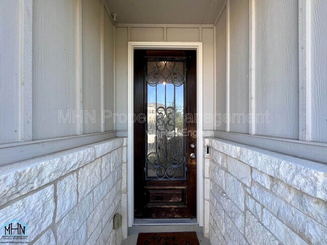Photo - 2307 Castello Wy