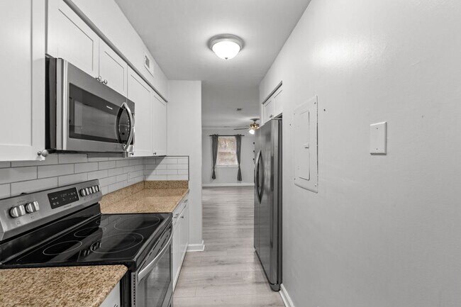 Photo - Prime Norfolk Living -2 Bed, 2.5 Bath Near Colley Ave & Naval Station!