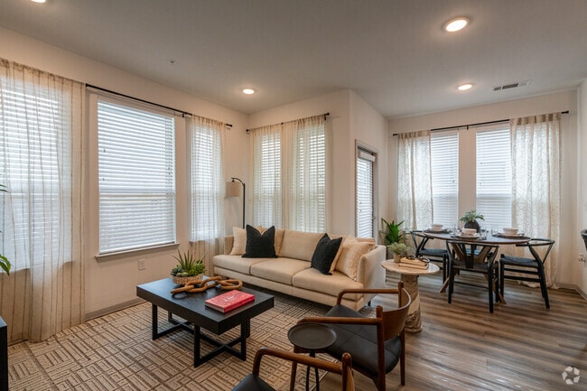1BR, 1BA - 810SF - Living Room