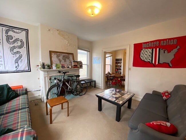 Photo - Neil Ave 1462-1464 HHR Unit 1464.5