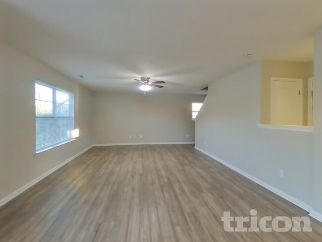 Photo - 3832 Hope Marian St