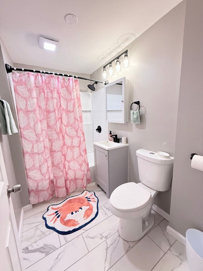 Photo - Renovated 4-bedroom 2 full bath, SINGLE FAMILY HOME!!!