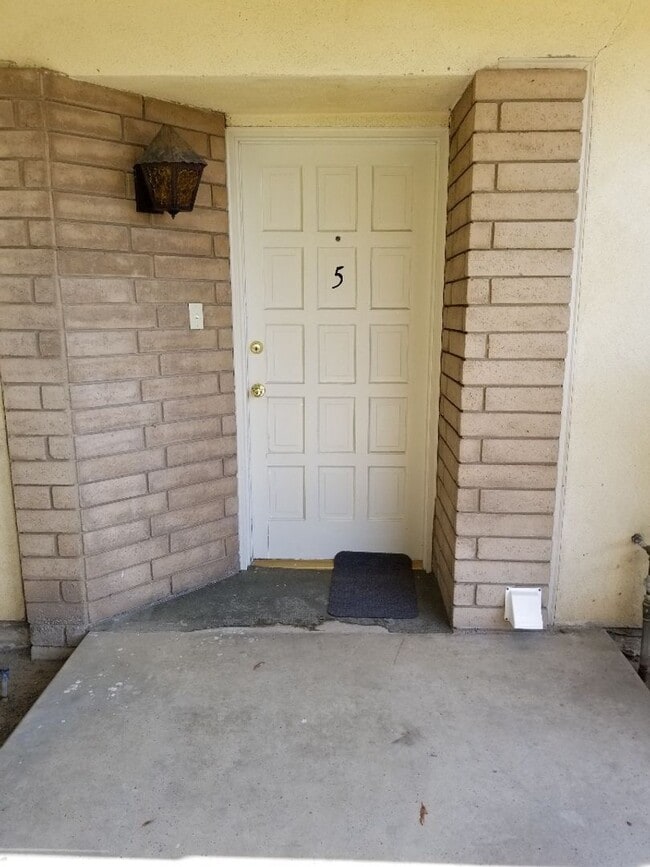 Photo - 5101 Appleblossom Dr Apartment Unit 05