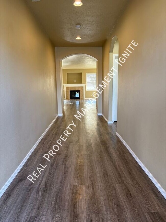Photo - 332 SW Antler Ridge Ln