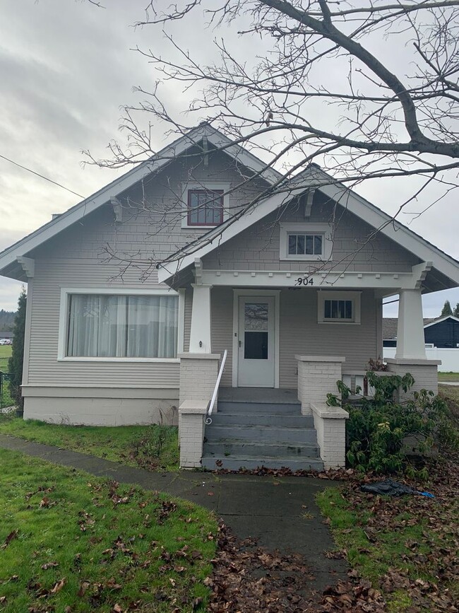 Building Photo - 1921 Farmhouse