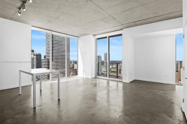 Photo - 151 SE 1st St Condo