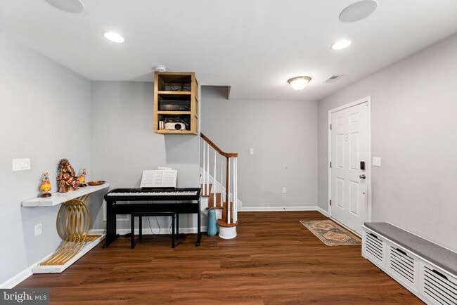 Photo - 29 Mountie Ln