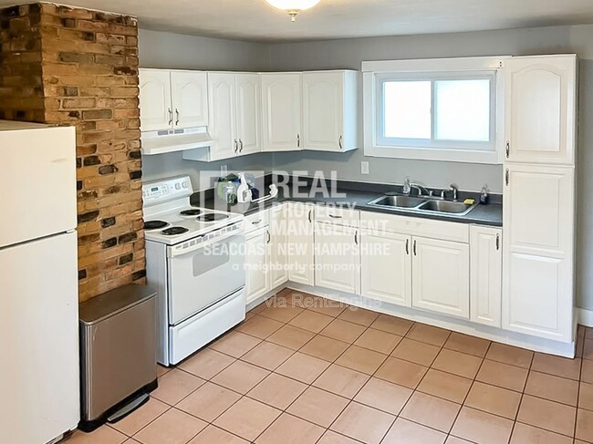 Building Photo - 53 Third Street Unit 53a