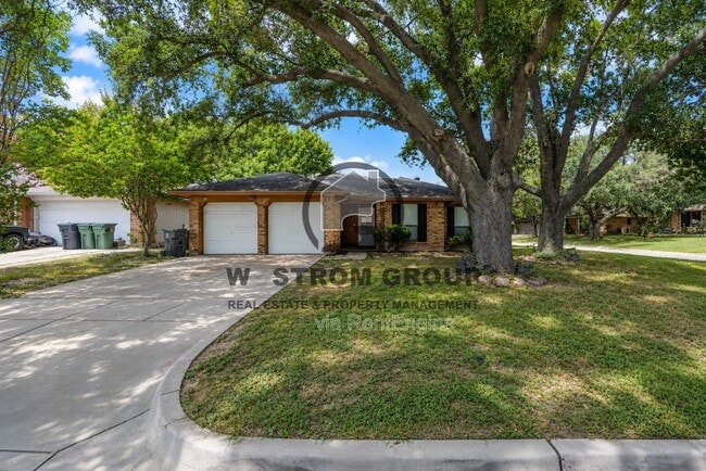 Building Photo - 3501 Wentworth Dr