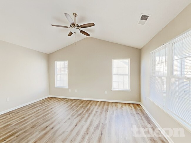 Photo - 2178 Wexford Way