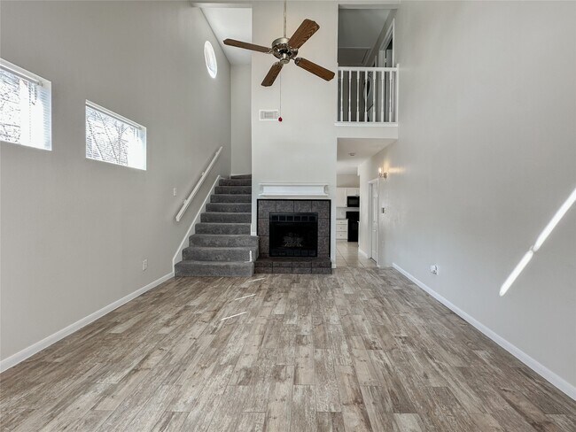 Photo - 5515 Strack Rd Unidad 135