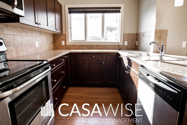 Photo - 1403 Cunningham Dr SW