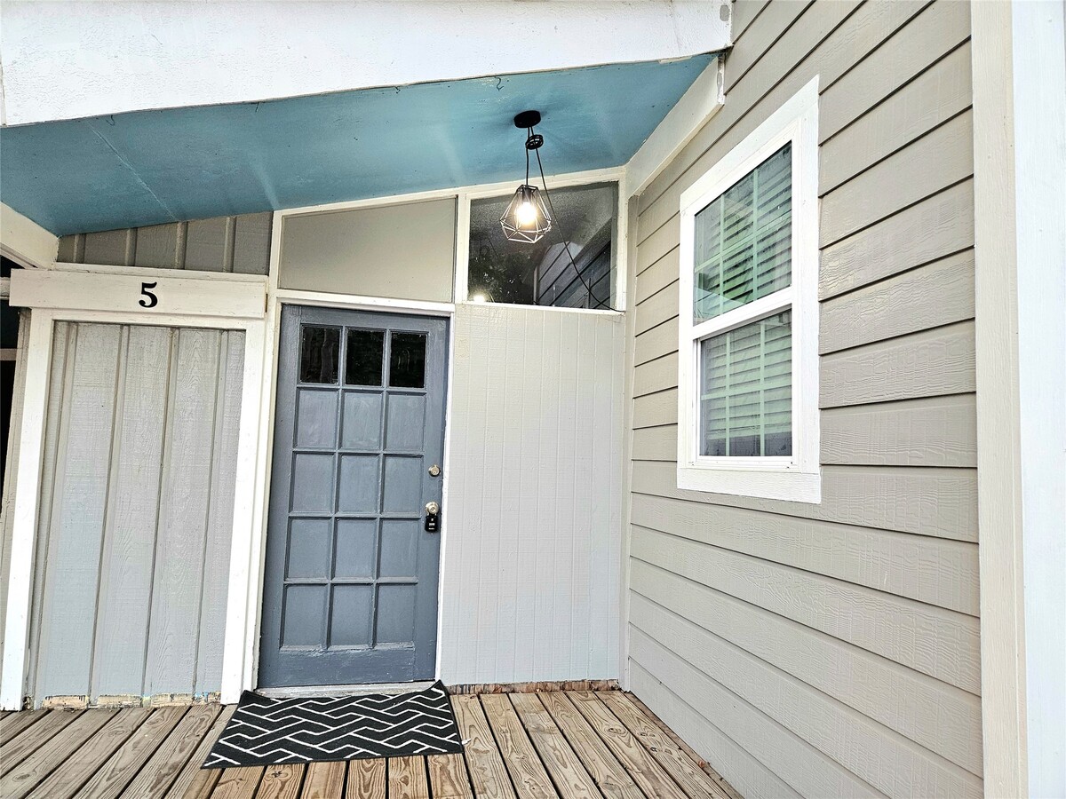 Photo - 4419 W Bayshore Dr