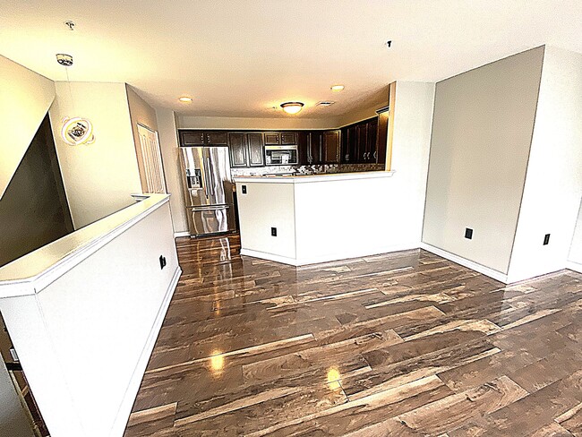 Photo - 54 N School Ln
