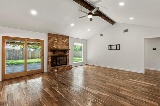 10603 Parkfield Dr