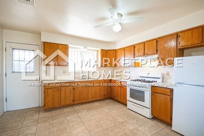 Photo - 3619 S 14th Ave