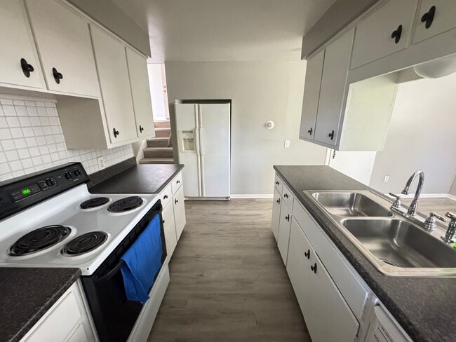 Photo - Two Bedroom Duplex with Heat Included! Near Grand Valley!