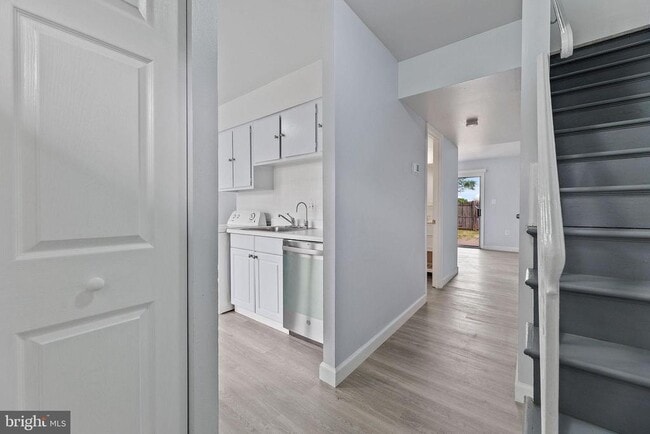 Photo - 8145 Community Dr