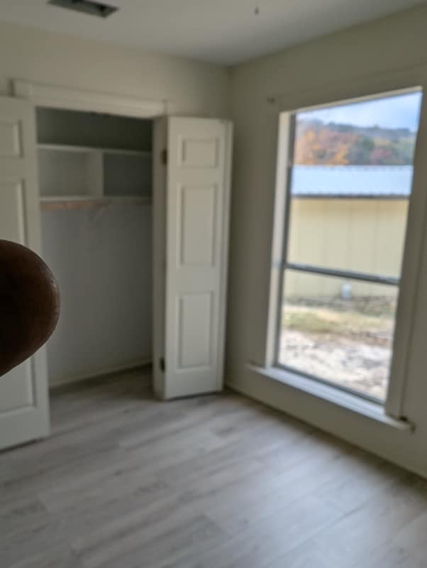 Photo - 115 Renee Ln