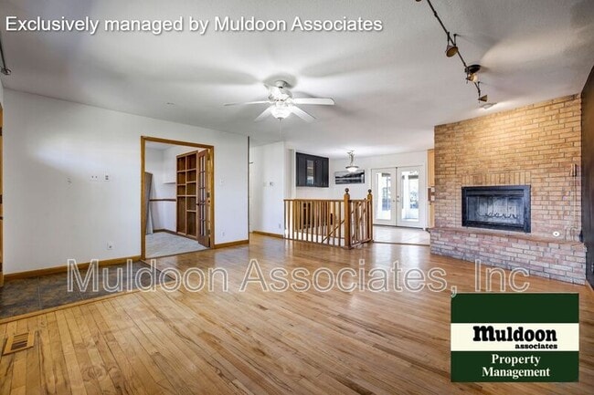 Photo - 70 Caledonia Rd