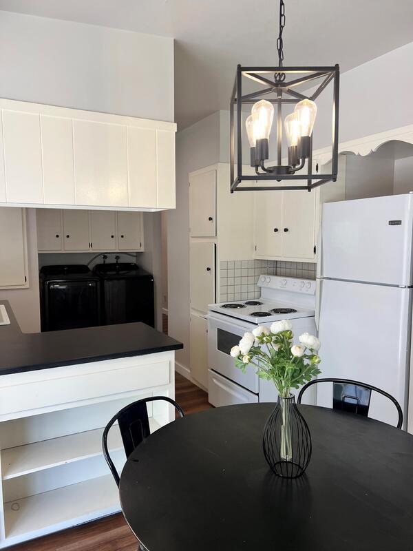 Building Photo - 346 S 600 E Rental