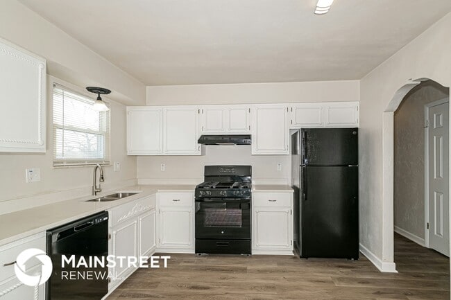 Photo - 618 Lime Rock Dr