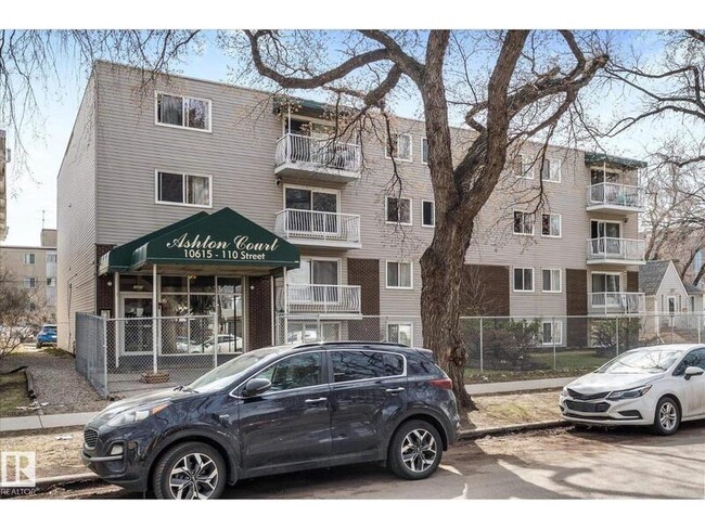 Building Photo - 10615-10110 110 St NW Unit 102