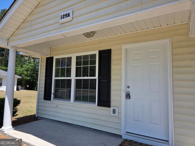 Photo - 129 Smithfield Dr