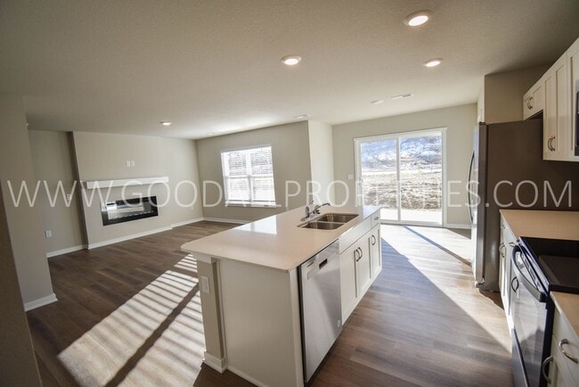 Photo - 3 Bedroom 2.5 Bath Townhome in Waukee