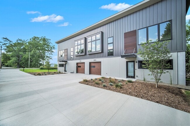 Photo - 550/552 Cleveland St Unit 552 Cleveland St.