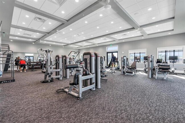 14121 Heritage Landing Blvd Unit 725