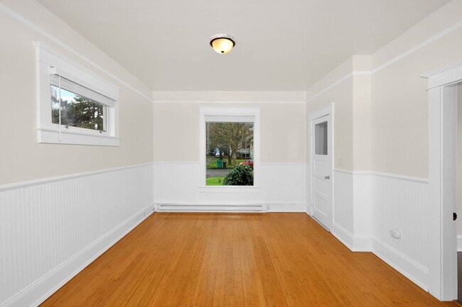 Photo - Ballard Charm with RV Parking