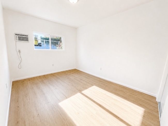Photo - 1274 N Wilton Place Unit 1274