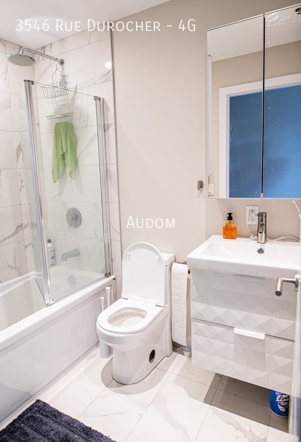 Photo - 3546 Rue Durocher Unit 4G