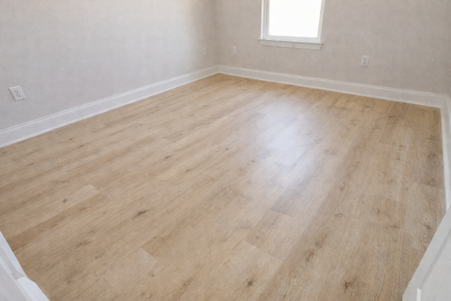 Photo - 5654 Falcon Way