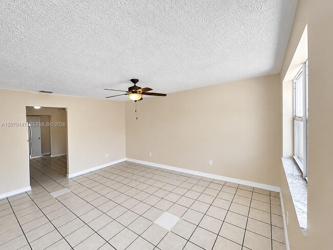 1901 SW 97th Terrace Unit 1