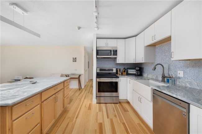Photo - 66 Girard Ave Condo Unit 110