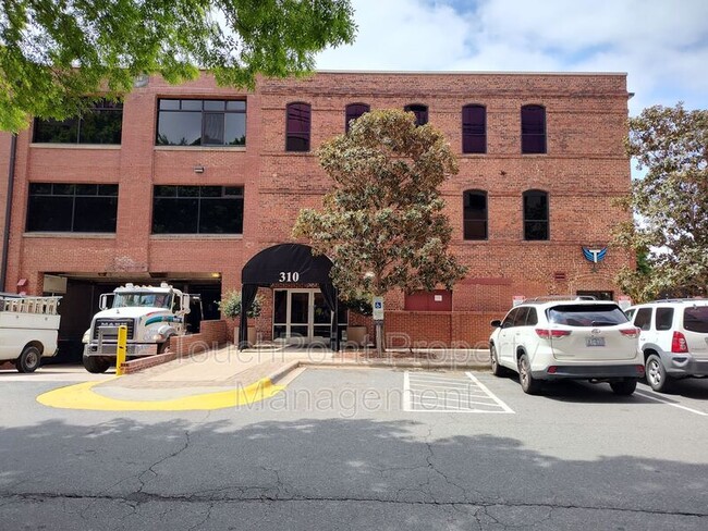 Photo - 310 Arlington Ave Unidad Suite 333 Rental