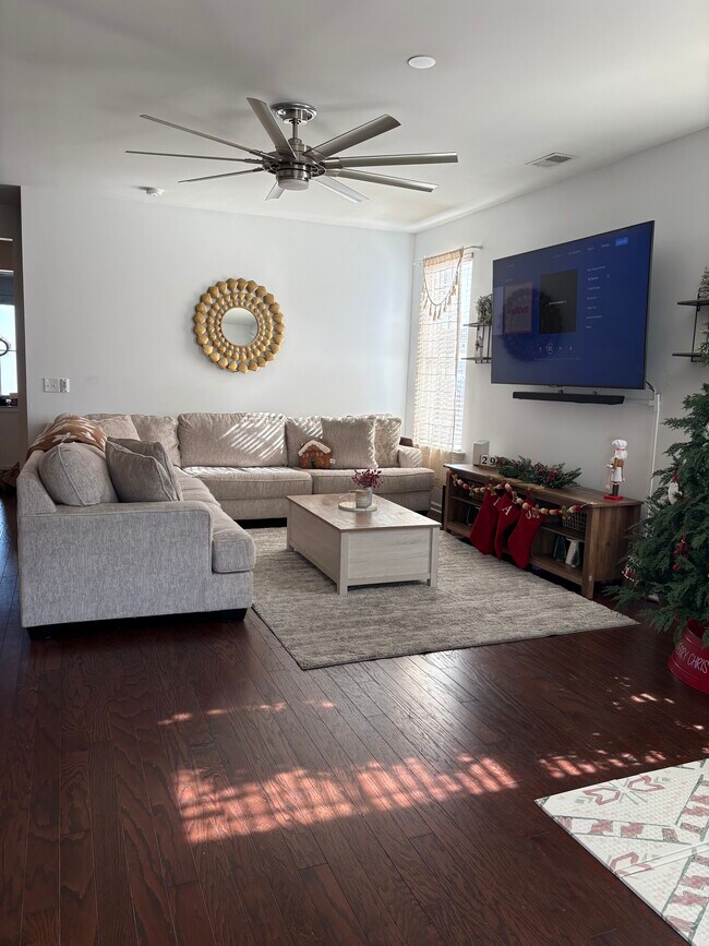 Photo - 106 Westbourne Way