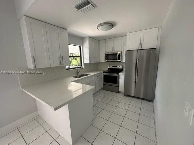 Photo - 333 Bayview Ave
