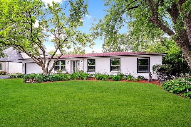 Photo - 1 Camberley Ct