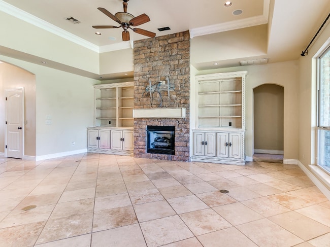 Photo - 2525 SE 13th St