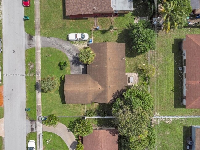 Photo - 2860 NW 184th St